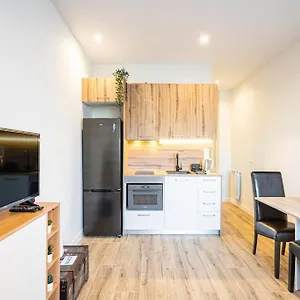 Agradable A Pie De Calle-30 Min De Sol Apartamento Madrid